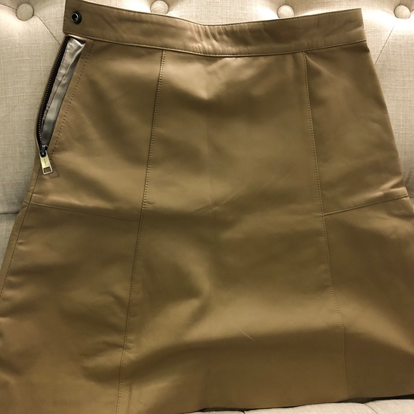 Camel A line skirt - Picture 3 of 3